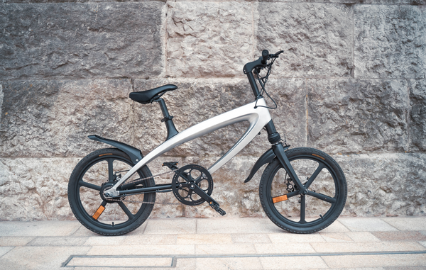 Cruzaa E-Bike with Built-In Speakers & Bluetooth 240W